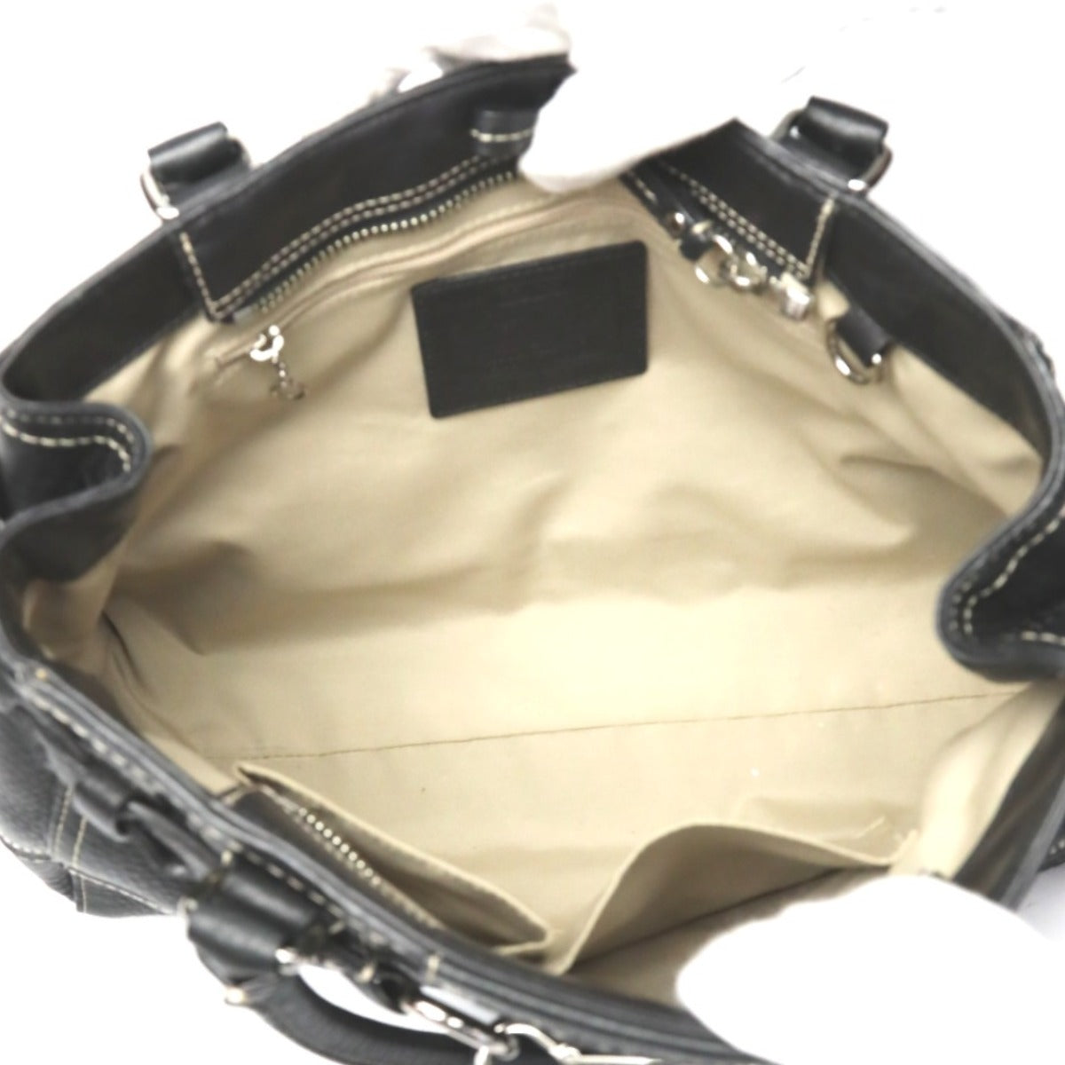 コーチ COACH ハンドバッグ
トートバッグ ハンプトンズ ぺブルドレザーキャリーオール レザー F13084 ブラック 【SS】
【中古】
