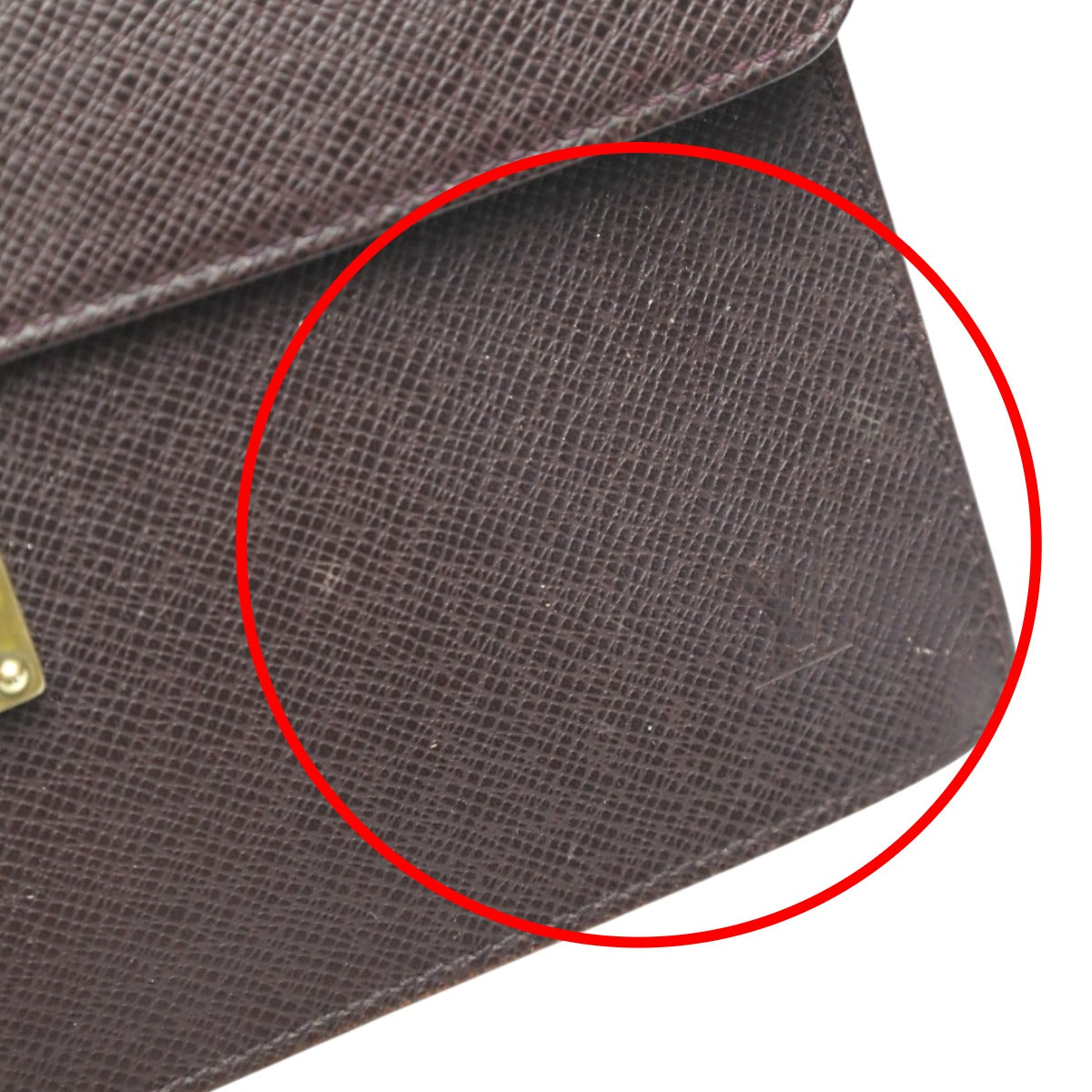 ルイヴィトン LOUIS VUITTON セカンドバッグ
クラッチバック タイガ クラド タイガ M30196 アカジュー LV
【SS】
【中古】