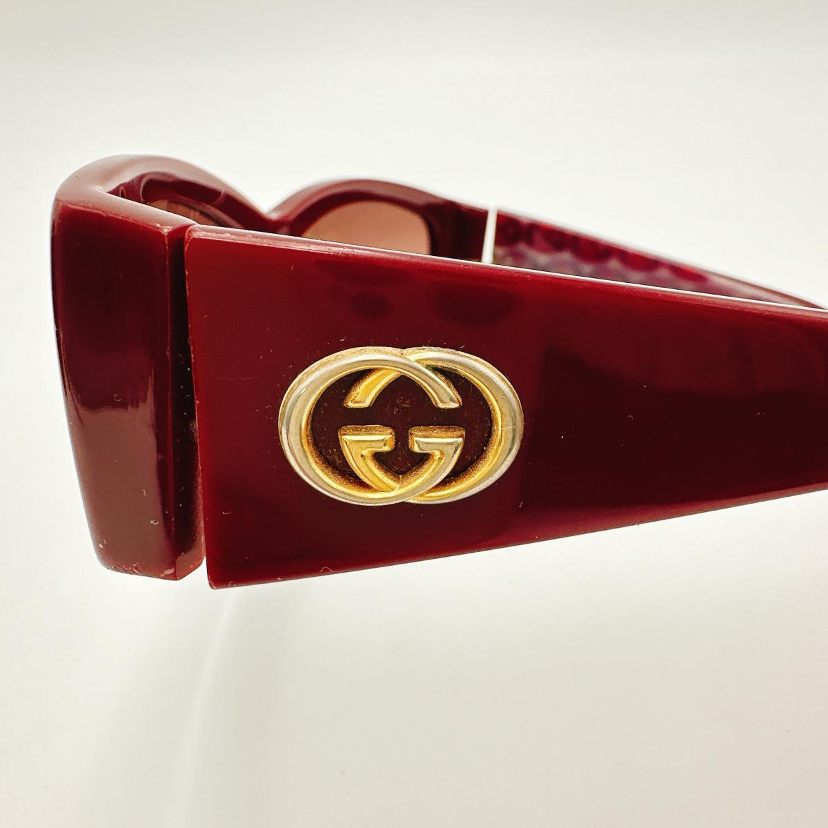 グッチ GUCCI サングラス
サングラス 57□13 125 インターロッキングG プラスチック GG2935/S HAQ02 レッド 【SS】
【中古】