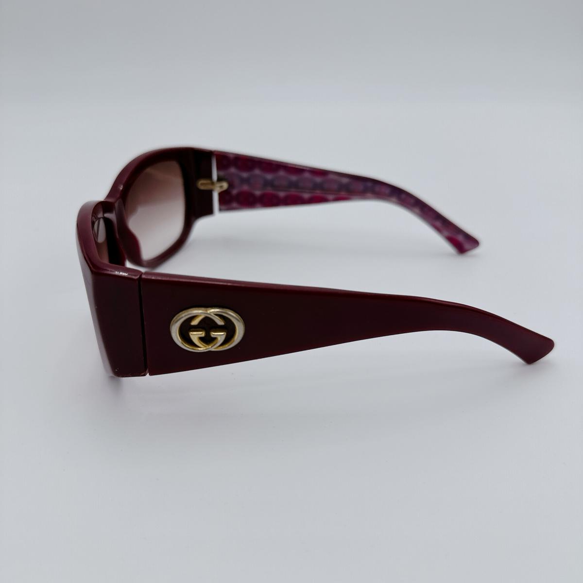 グッチ GUCCI サングラス
サングラス 57□13 125 インターロッキングG プラスチック GG2935/S HAQ02 レッド 【SS】
【中古】