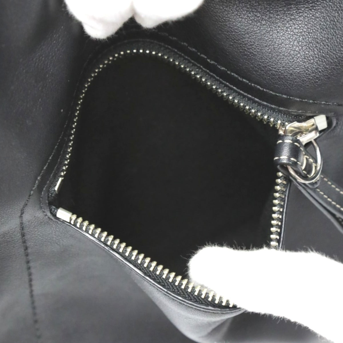 コーチ COACH ショルダーバッグ
斜めがけ カーフ レザー F10938 【SS】
【中古】