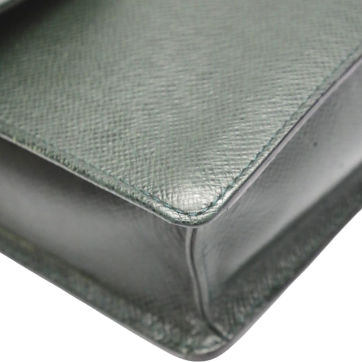 ルイヴィトン LOUIS VUITTON セカンドバッグ
クラッチバック タイガ ポルトドキュアン タイガ M30776 エピセア LV
【SS】
【中古】
