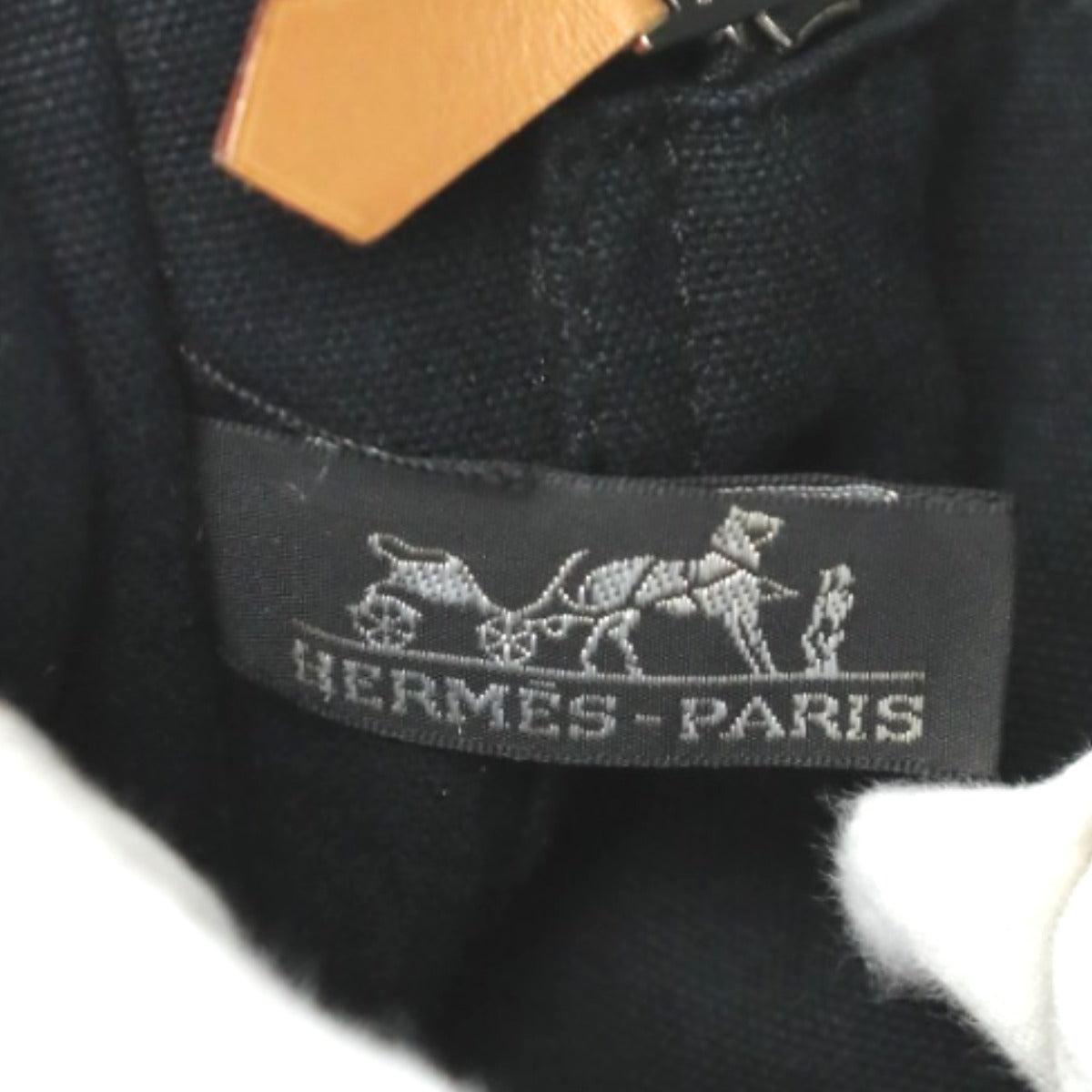 エルメス HERMES トートバッグ
トートバッグ エールライン トートPM キャンバス グレー 【SS】
【中古】