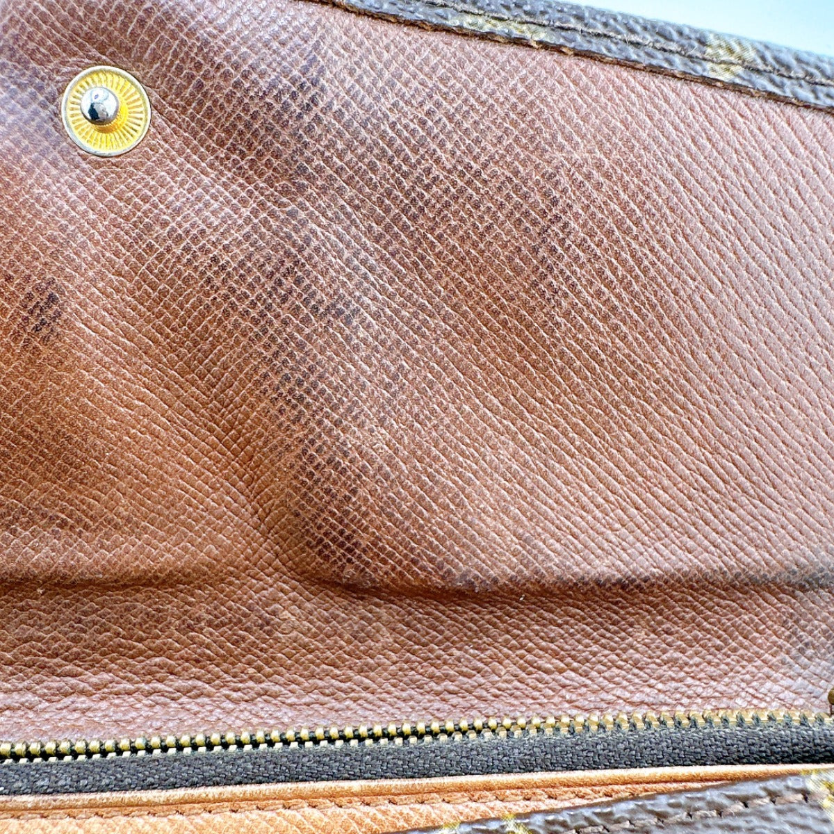 ルイヴィトン LOUIS VUITTON 長財布
ヴィンテージ モノグラム ポシェット・ポルトモネクレディ モノグラムキャンバス M61724 ブラウン LV
【SS】
【中古】