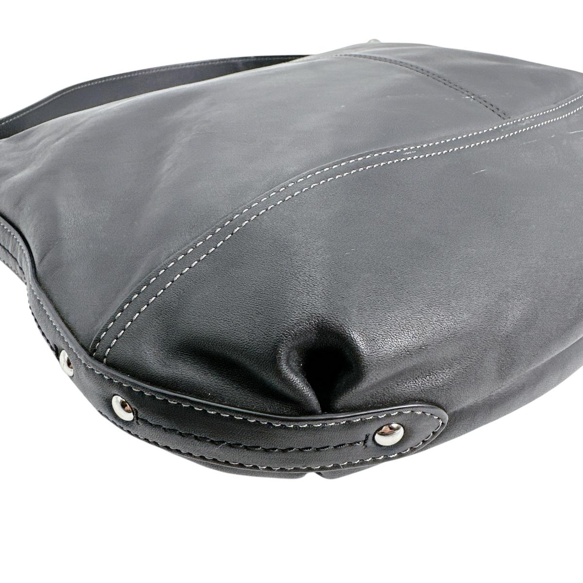 コーチ COACH ショルダーバッグ
斜めがけ レザー F19726 ブラック 【SS】
【中古】