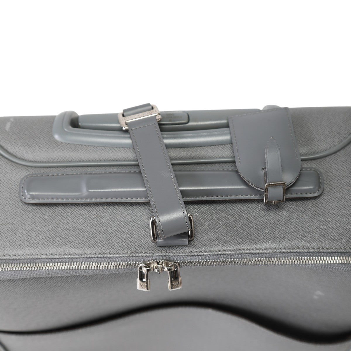 ルイヴィトン LOUIS VUITTON スーツケース
旅行かばん タイガ ペガス55 タイガ M32667 グレー LV
【SS】
【中古】
