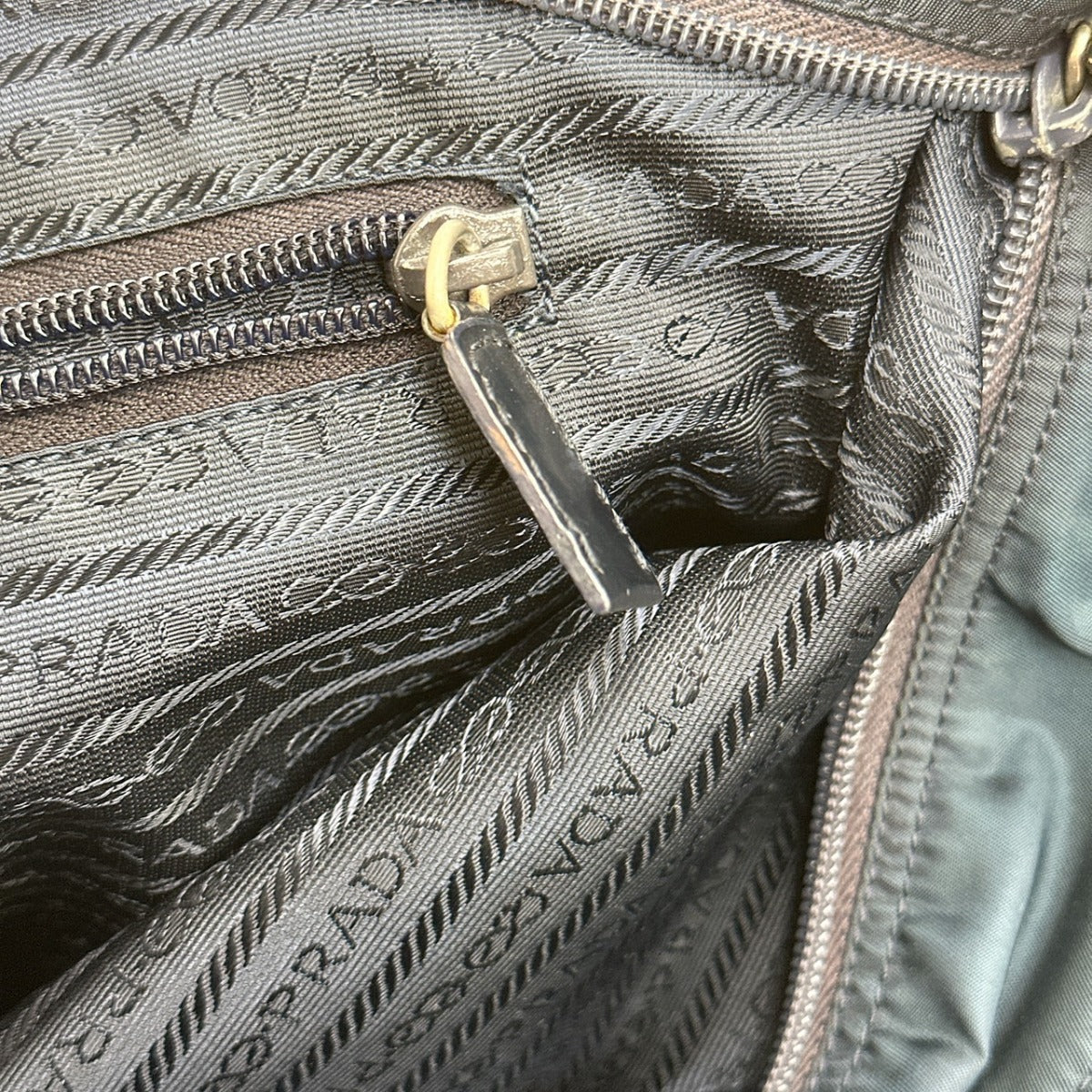 プラダ PRADA トートバッグ
トートバッグ 通勤 通学 A4サイズが入る大きさ ナイロン ブルー 【SS】
【中古】