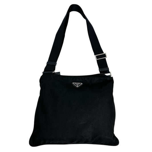 プラダ PRADA ショルダーバッグ
 クロスボディバッグ 軽量 斜め掛け ナイロン ブラック 【SS】
 【中古】