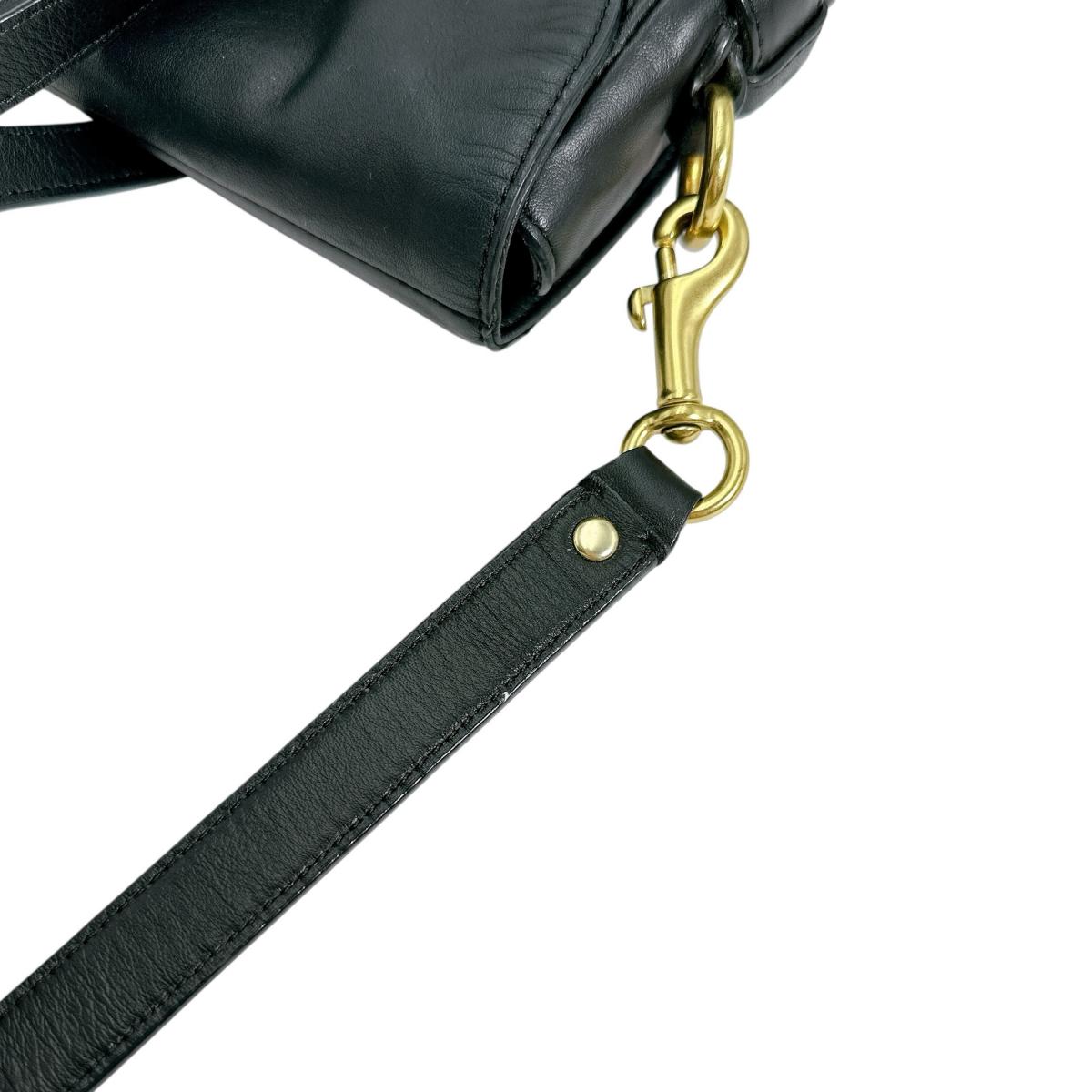 コーチ COACH ショルダーバッグ
2wayショルダー オールレザー マグネット式フラップ レザー F26127 ブラック 【SS】
【中古】