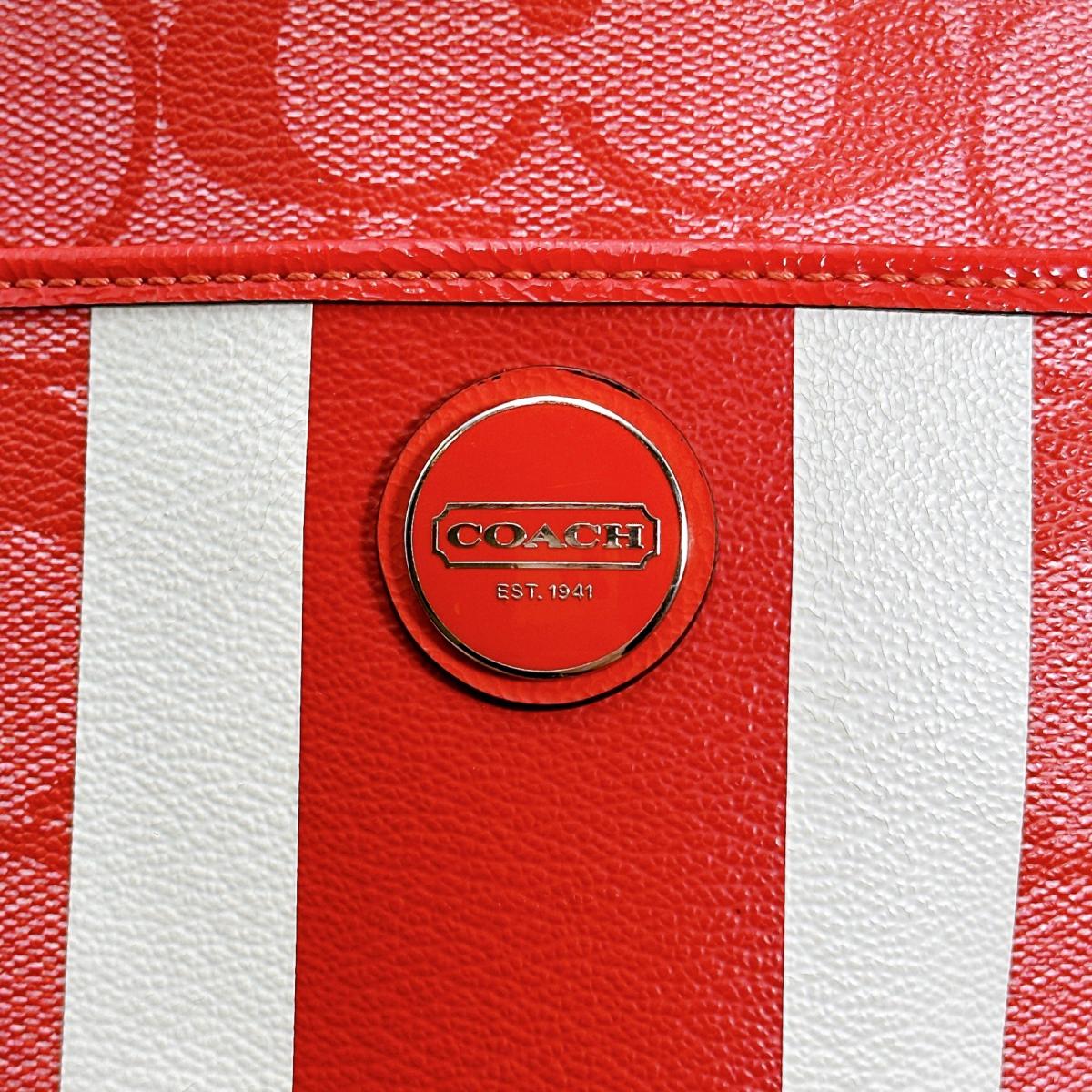 コーチ COACH ショルダーバッグ
ショルダーバッグ シグネクチャー レザー レッド 【SS】
【中古】