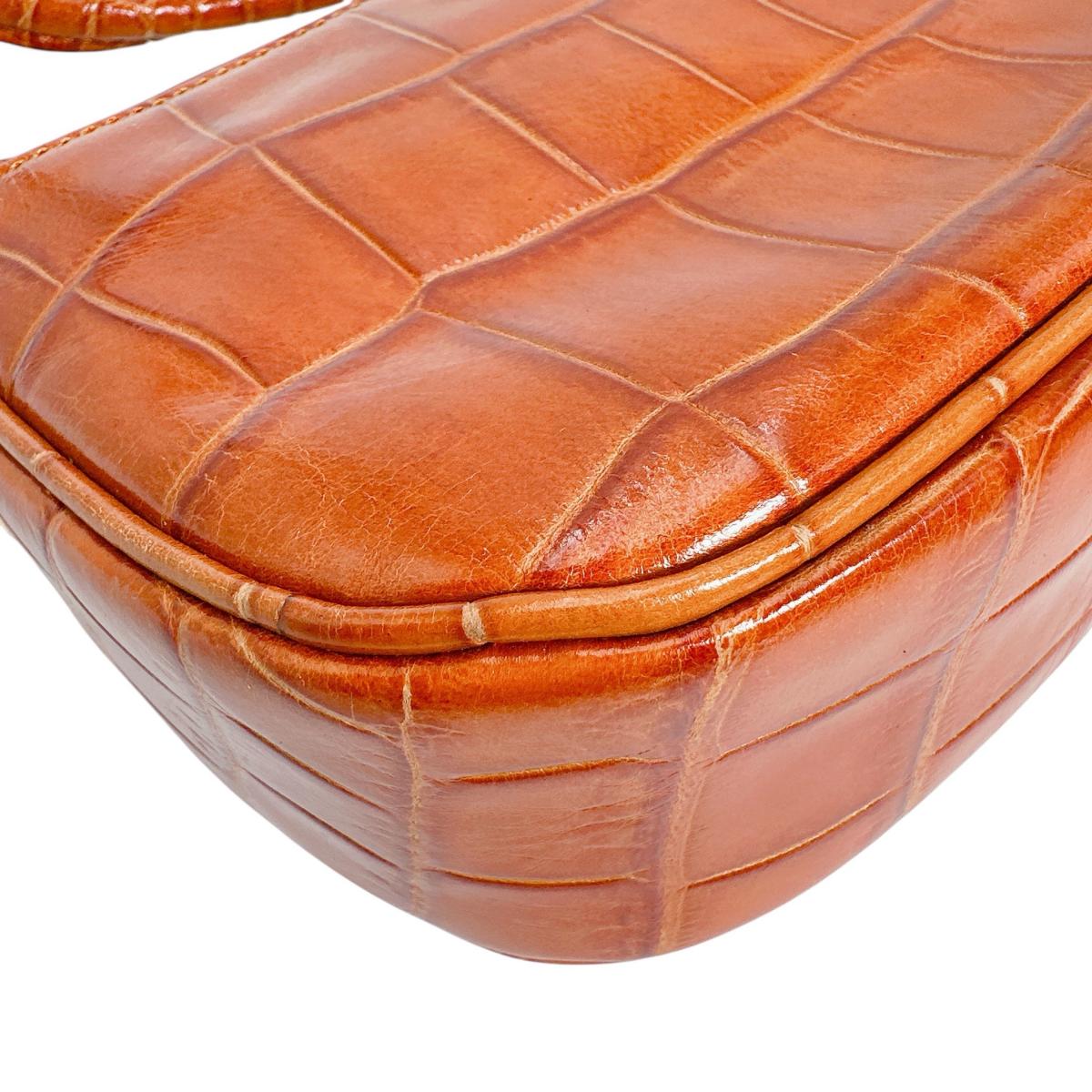 ウンガロ emanuel ungaro ショルダーバッグ
ショルダーバッグ クロコ型押 オレンジ 【SS】
【中古】