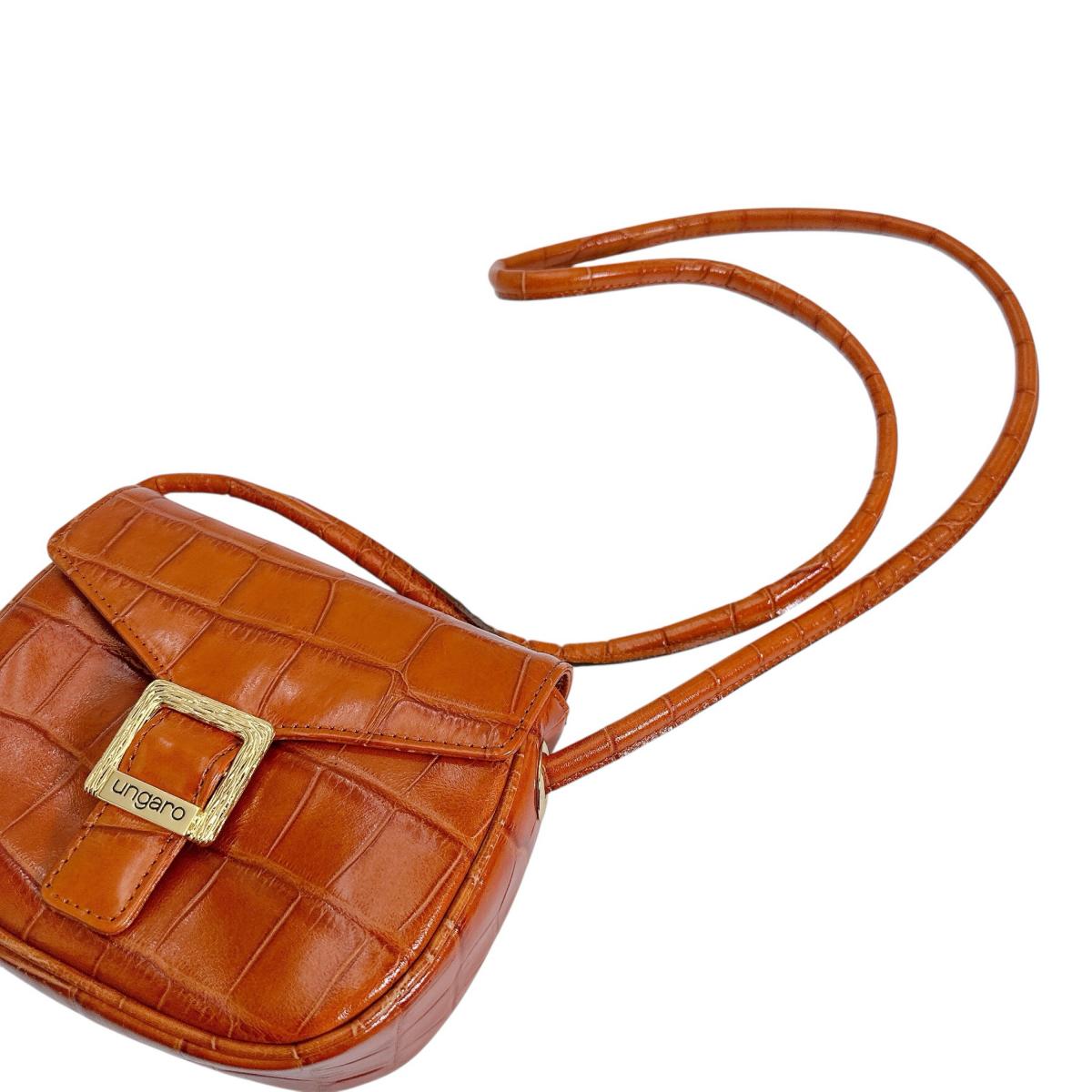 ウンガロ emanuel ungaro ショルダーバッグ
ショルダーバッグ クロコ型押 オレンジ 【SS】
【中古】
