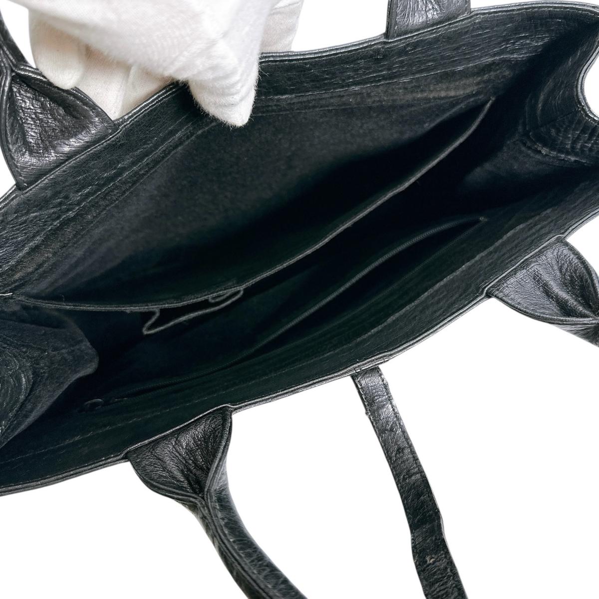 オーストリッチ ostrich ハンドバッグ
ハンドバッグ オーストリッチ ゴールド金具 オーストリッチ ブラック 【SS】
【中古】
