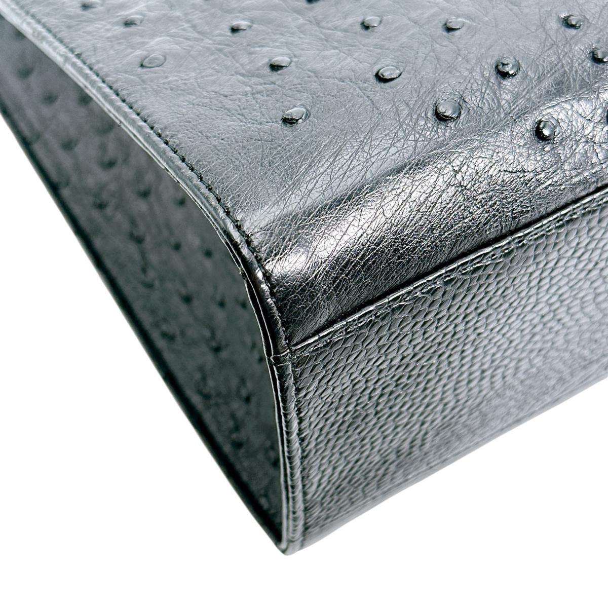 オーストリッチ ostrich ハンドバッグ
ハンドバッグ オーストリッチ ゴールド金具 オーストリッチ ブラック 【SS】
【中古】