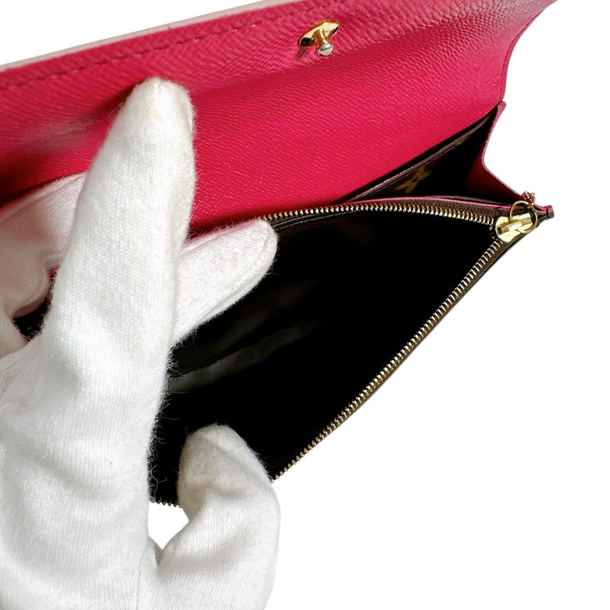 ルイヴィトン LOUIS VUITTON 長財布
長財布 モノグラム ポルトフォイユ・エミリー モノグラムキャンバス M64202 ブラウン LV
【SS】
【中古】