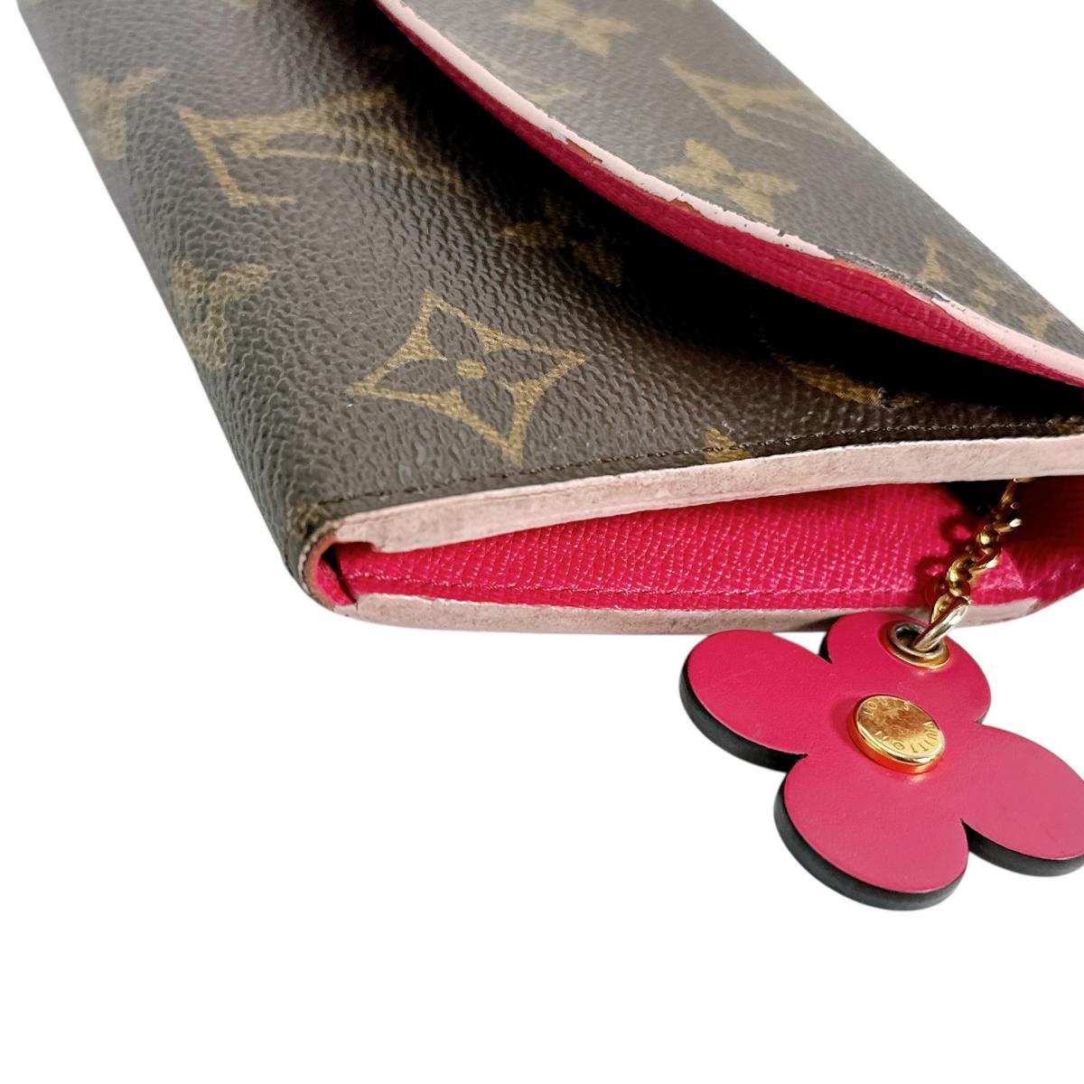 ルイヴィトン LOUIS VUITTON 長財布
長財布 モノグラム ポルトフォイユ・エミリー モノグラムキャンバス M64202 ブラウン LV
【SS】
【中古】