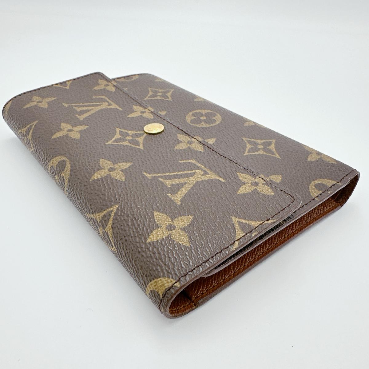 ルイヴィトン LOUIS VUITTON 三つ折り財布
三つ折り財布 モノグラム ポルトトレゾー・エチュイ モノグラムキャンバス M61202 ブラウン LV
【SS】
【中古】