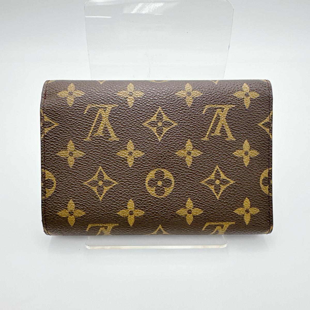 ルイヴィトン LOUIS VUITTON 三つ折り財布
三つ折り財布 モノグラム ポルトトレゾー・エチュイ モノグラムキャンバス M61202 ブラウン LV
【SS】
【中古】