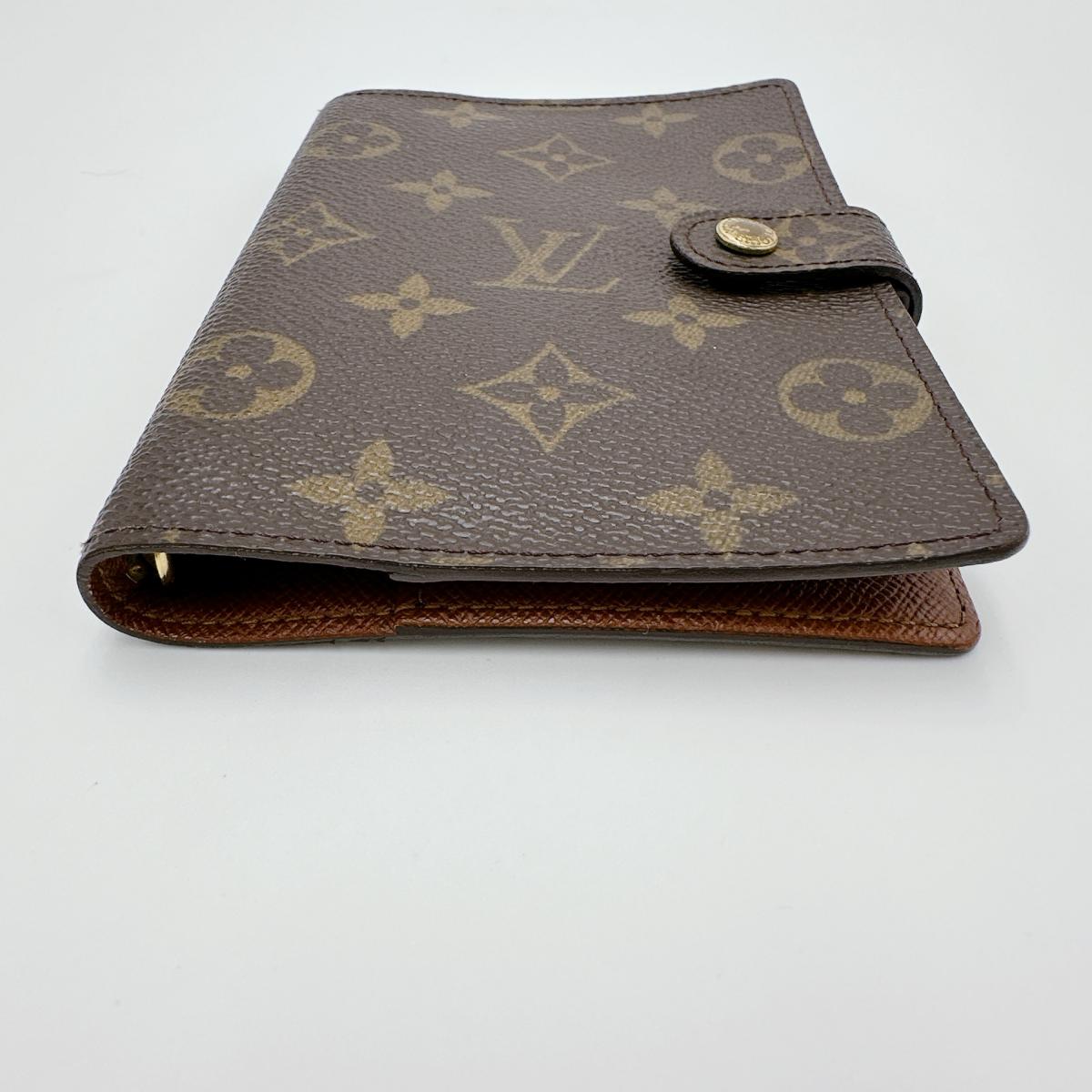 ルイヴィトン LOUIS VUITTON 手帳カバー
手帳ケース モノグラム アジェンダPM モノグラムキャンバス R20005 ブラウン LV
【SS】
【中古】