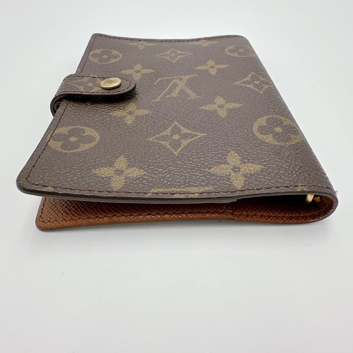 ルイヴィトン LOUIS VUITTON 手帳カバー
手帳ケース モノグラム アジェンダPM モノグラムキャンバス R20005 ブラウン LV
【SS】
【中古】