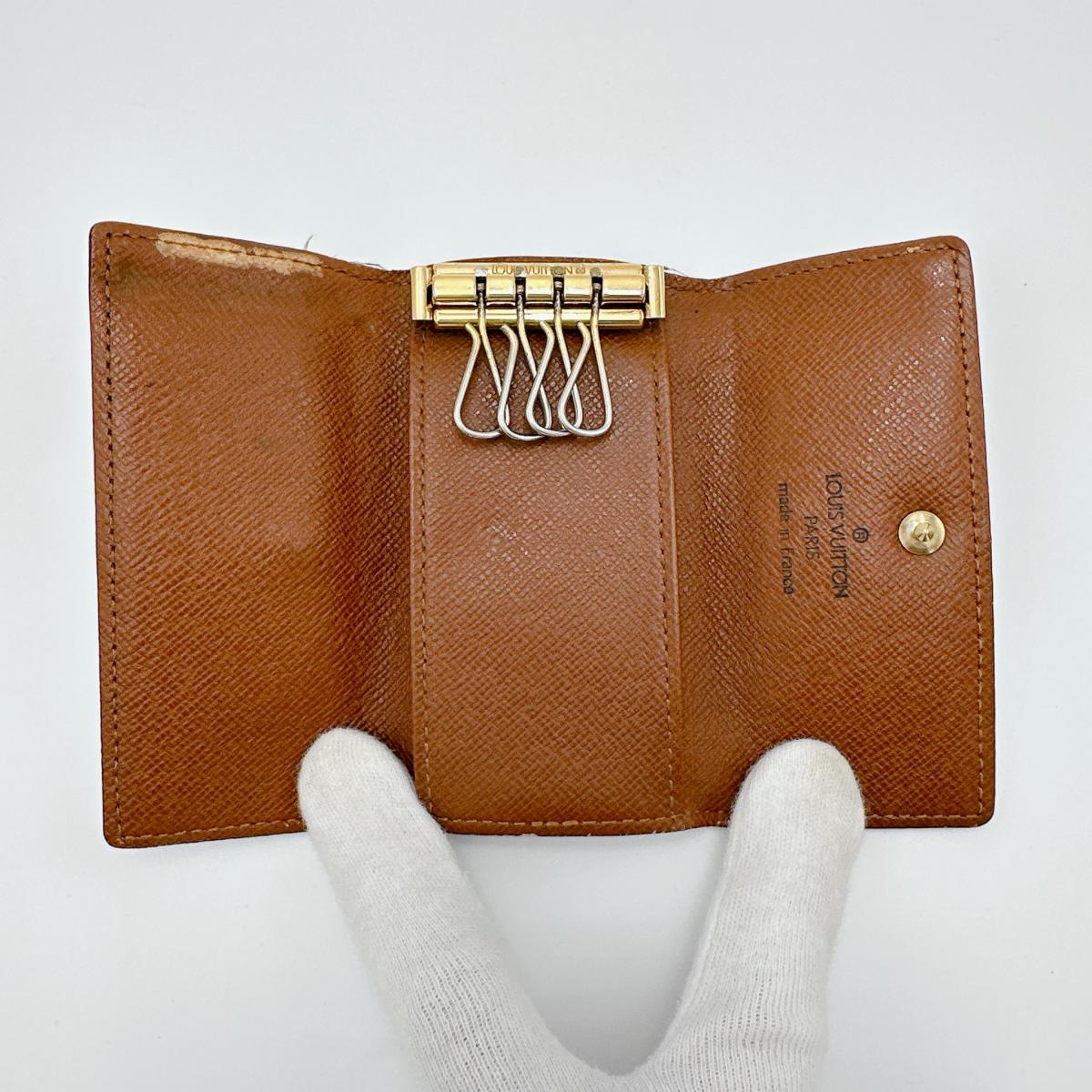 ルイヴィトン LOUIS VUITTON キーケース
4本用キーケース モノグラム ミュルティクレ4 モノグラムキャンバス M62631 ブラウン LV
【SS】
【中古】