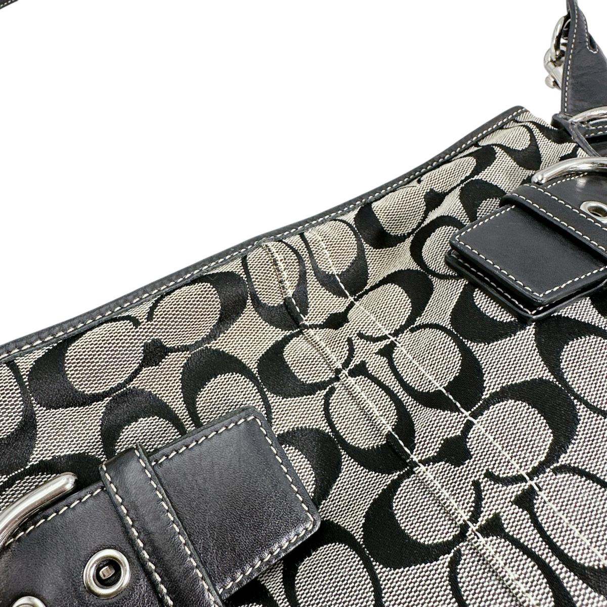 コーチ COACH ショルダーバッグ
ショルダーバッグ シグネチャー 斜め掛け レザー K05M-3574 ブラック 【SS】
【中古】