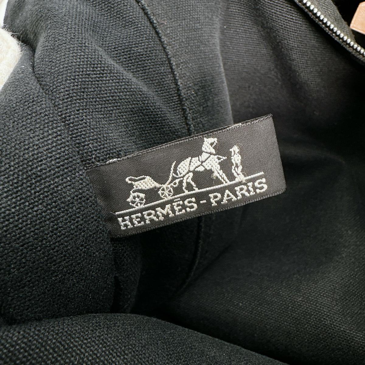 エルメス HERMES トートバッグ
ハンドバッグ キャンバス フールトゥMM キャンバス ブラック 【SS】
【中古】