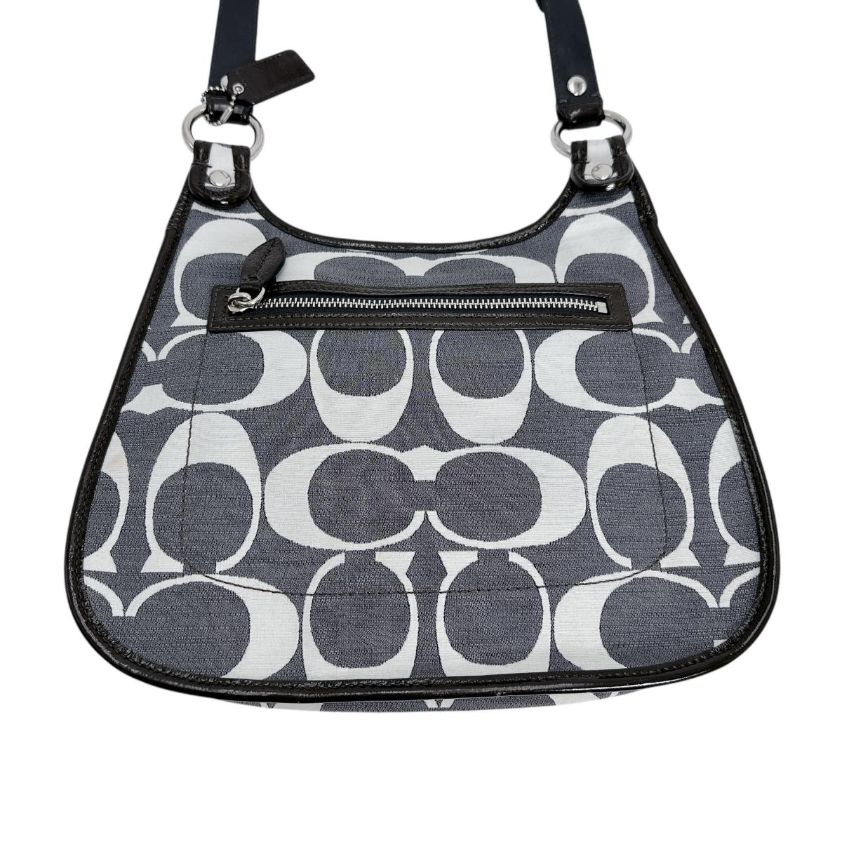 コーチ COACH ショルダーバッグ
ショルダーバッグ シグネクチャー 斜め掛け キャンバス 10869-13292 グレー 【SS】
【中古】
