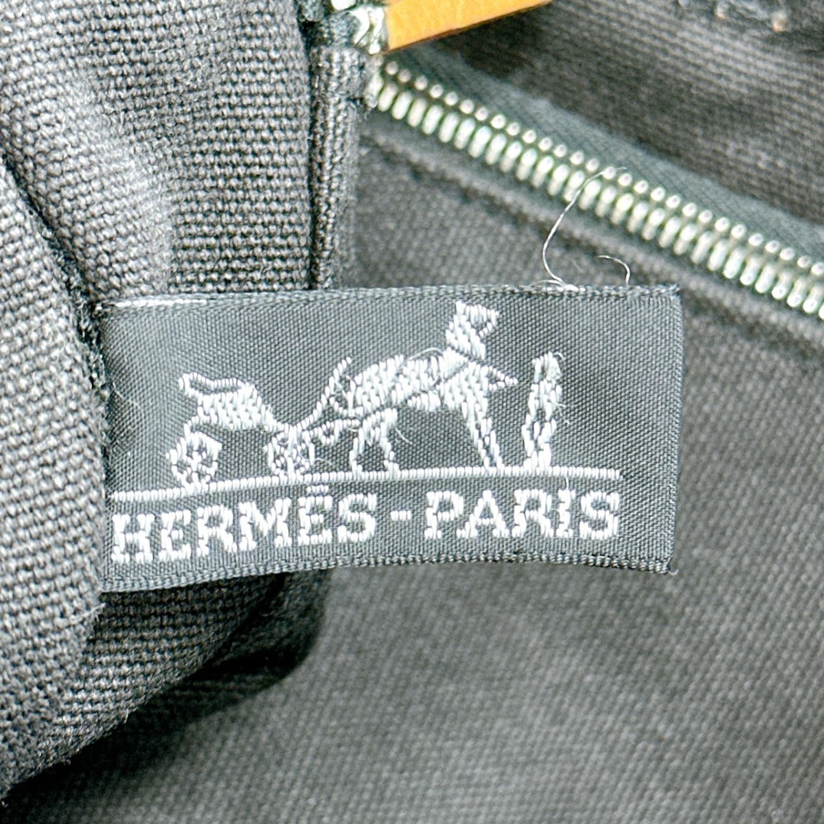エルメス HERMES トートバッグ
ハンドバッグ キャンバス フールトゥPM コットン ブラック 【SS】
【中古】