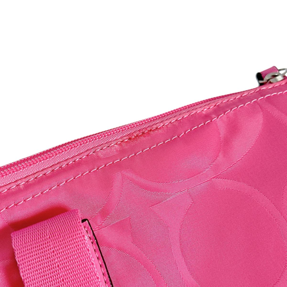 コーチ COACH トートバッグ
トートバッグ シグネチャー ナイロン ピンク 【SS】
【中古】
