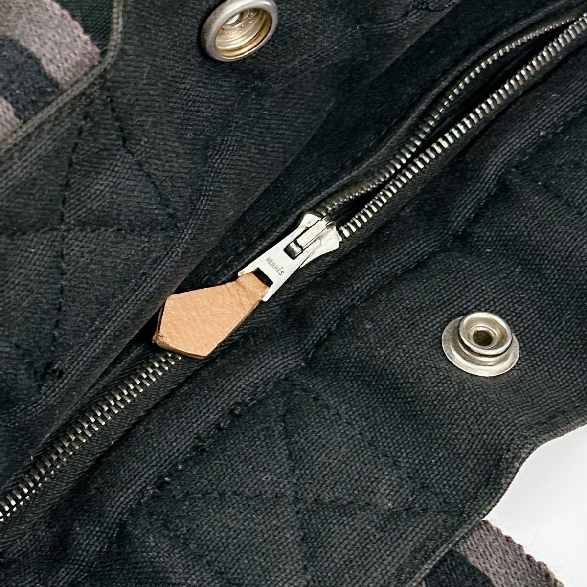 エルメス HERMES トートバッグ
ハンドバッグ キャンバス フールトゥPM コットン ブラック 【SS】
【中古】