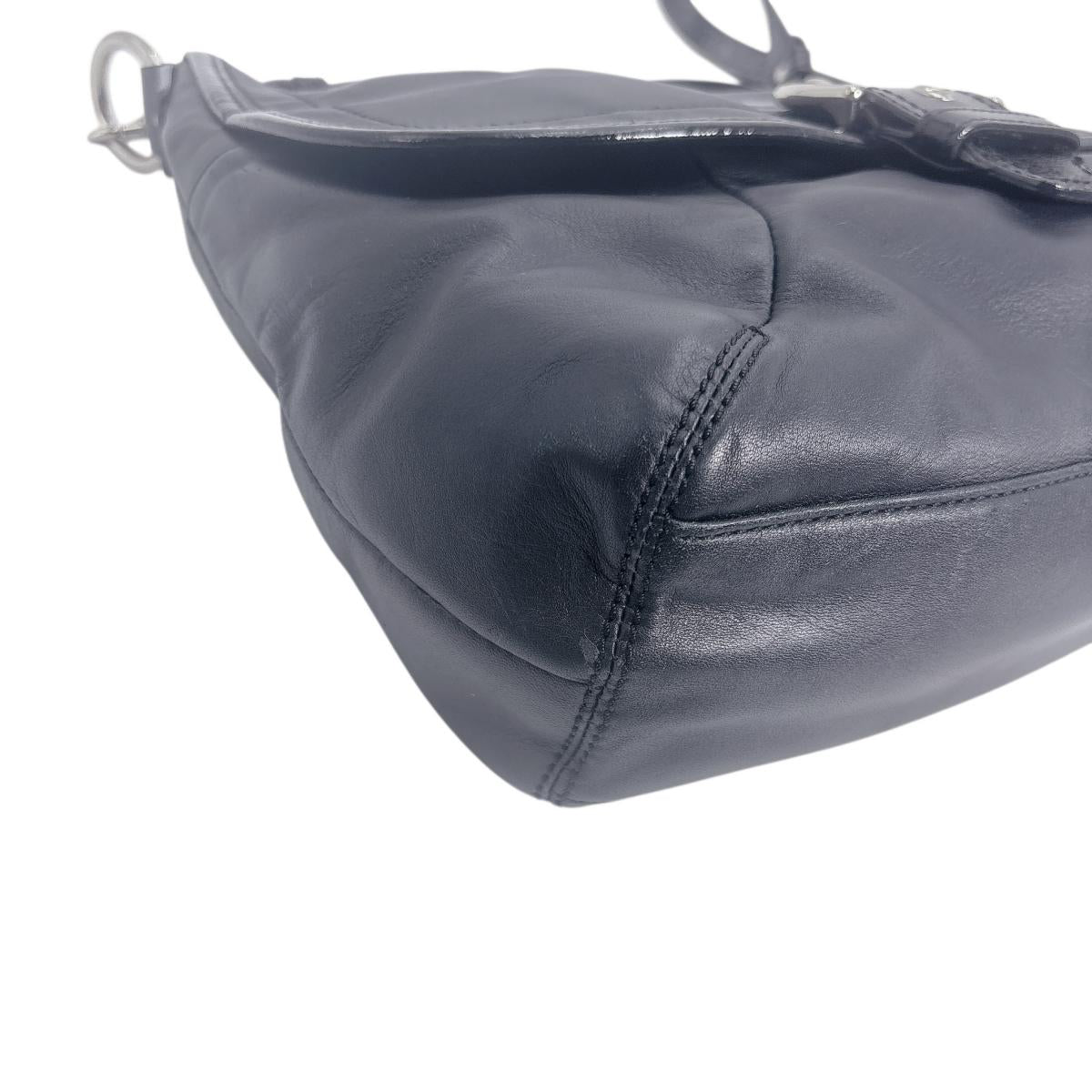 コーチ COACH ショルダーバッグ
ショルダーバック 斜め掛け 肩掛け レザー E1273-F19580 ブラック 【SS】
【中古】