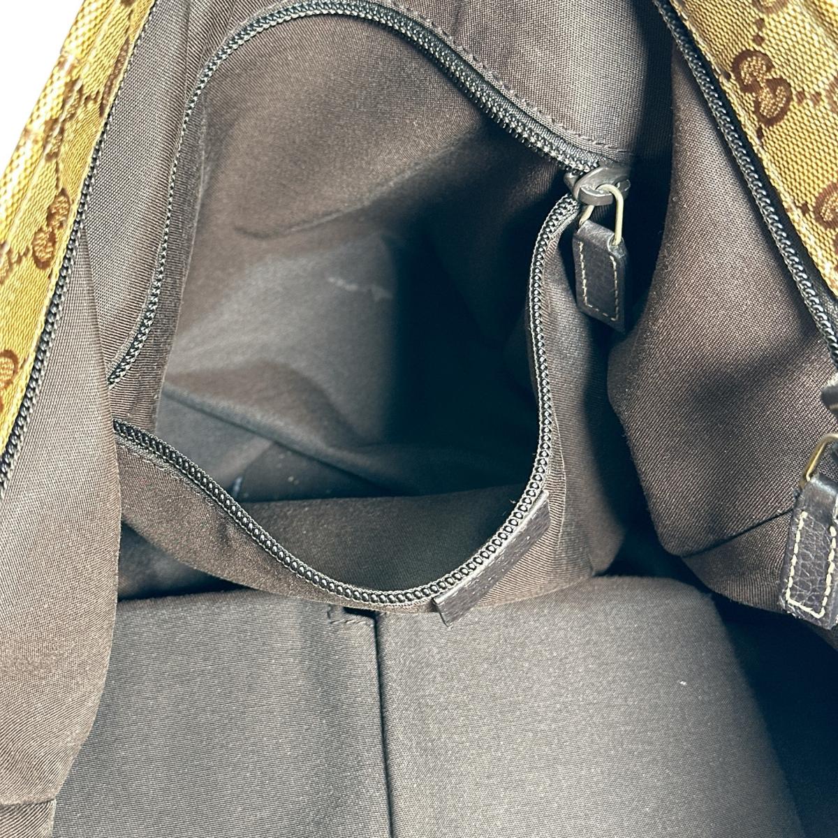 グッチ GUCCI ショルダーバッグ
ショルダーバッグ クリスタル GG PVCコーティングキャンバス 339569 ブラウン 【中古】