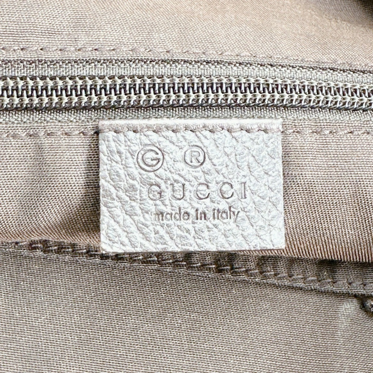 グッチ GUCCI ショルダーバッグ
ショルダーバッグ クリスタル GG PVCコーティングキャンバス 339569 ブラウン 【中古】