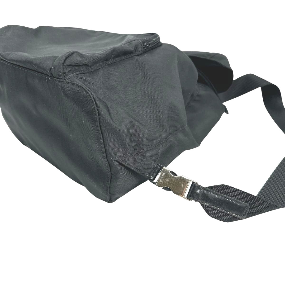 プラダ PRADA リュック・デイパック
ナイロン バックパック リュック ナイロン B4650 ブラック 【SS】
【中古】