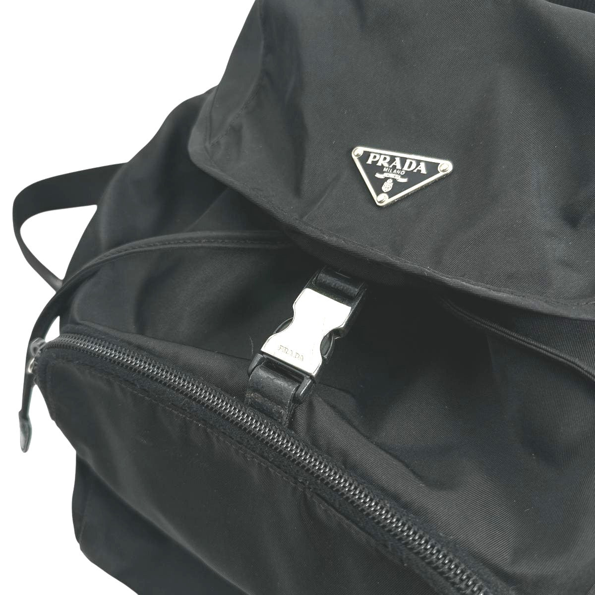プラダ PRADA リュック・デイパック
ナイロン バックパック リュック ナイロン B4650 ブラック 【SS】
【中古】