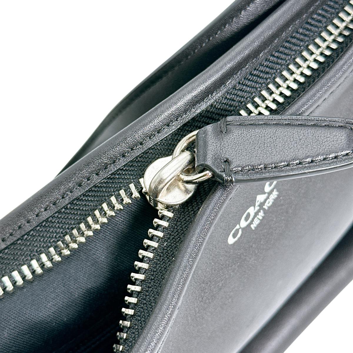 コーチ COACH ショルダーバッグ
トートバッグ タッセル レガシー レザー 25355 ブラック 【SS】
【中古】