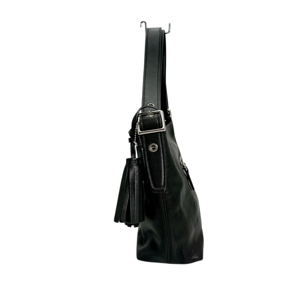 コーチ COACH ショルダーバッグ
トートバッグ タッセル レガシー レザー 25355 ブラック 【SS】
【中古】