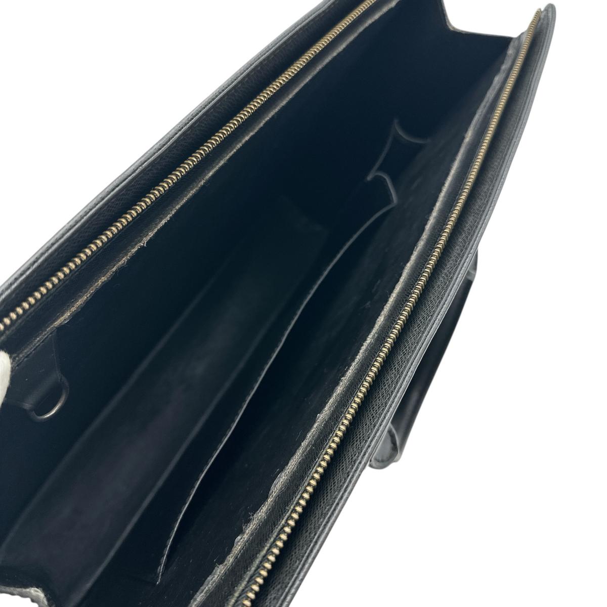 ルイヴィトン LOUIS VUITTON ビジネスバッグ
ビジネスバッグ タイガ ポルトドキュマン・ロザン タイガ M30052 ブラック LV
【SS】
【中古】