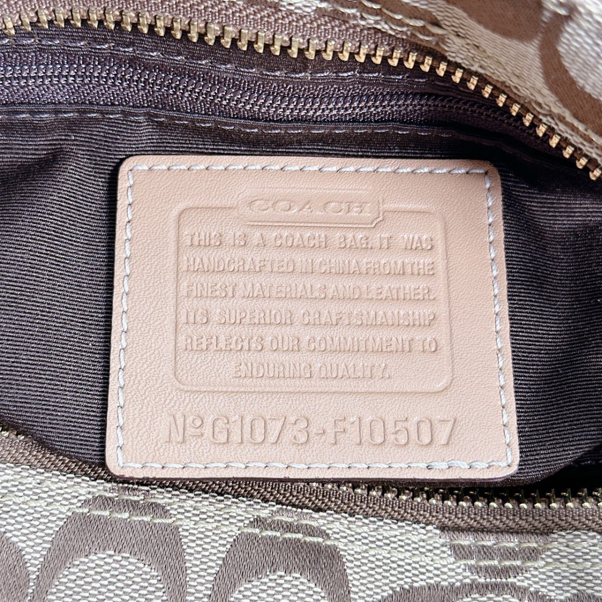 コーチ COACH ハンドバッグ
ハンドバッグ キャリオール ハンプトンズシグネチャー キャンバス G1073-F10507 カーキ×ブラウン 【SS】
【中古】