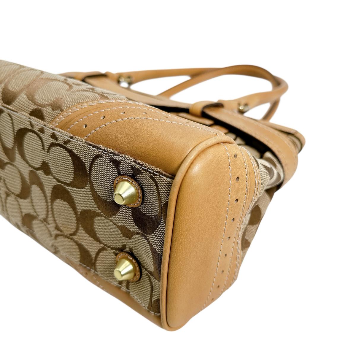コーチ COACH ハンドバッグ
ハンドバッグ キャリオール ハンプトンズシグネチャー キャンバス G1073-F10507 カーキ×ブラウン 【SS】
【中古】