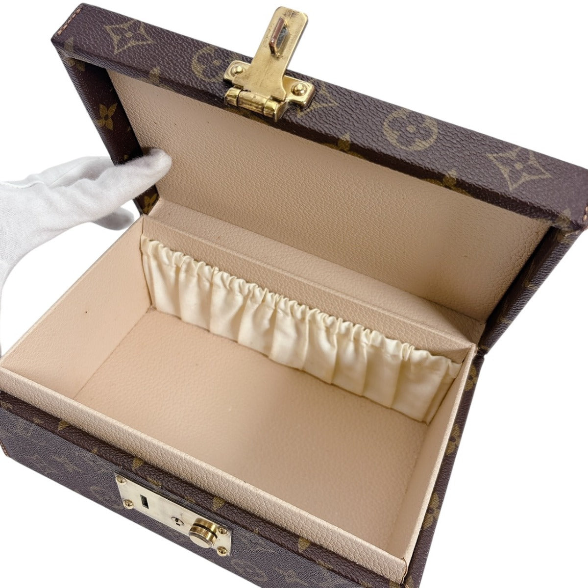 ルイヴィトン LOUIS VUITTON その他小物
ミニトランク ヴィンテージ ボワットアトゥー モノグラムキャンバス M47236 ブラウン LV
【SS】
【中古】