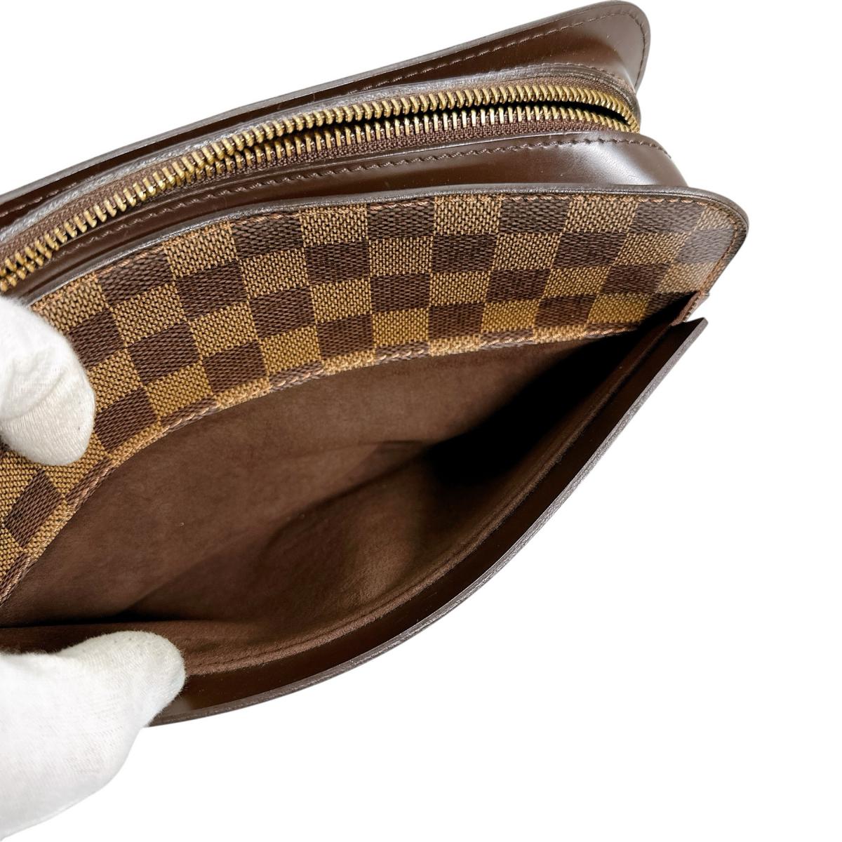 ルイヴィトン LOUIS VUITTON セカンドバッグ
クラッチバッグ ダミエ エベヌ サンルイ ダミエキャンバス N51993 ブラウン LV
【SS】
【中古】