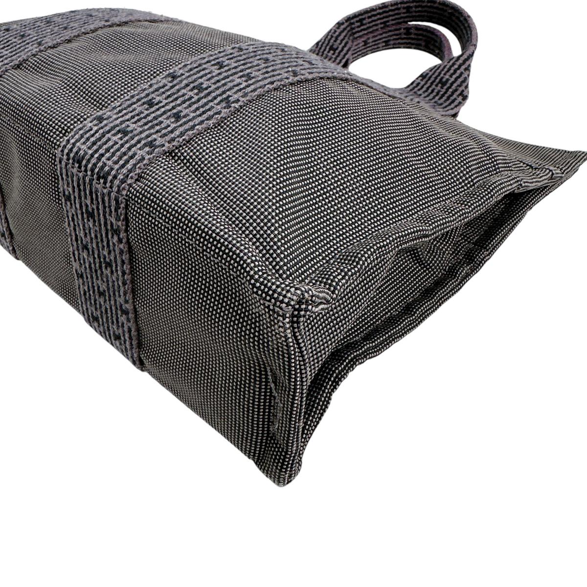 エルメス HERMES トートバッグ
ビジネスバッグ エールラインPM キャンバス グレー 【SS】
【中古】