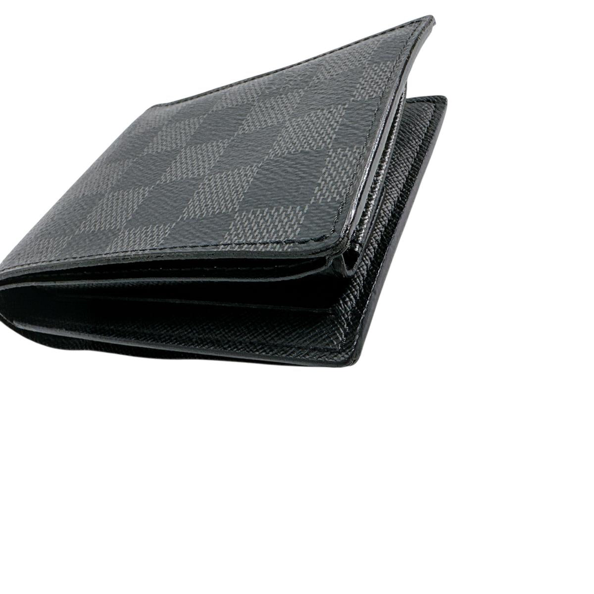 ルイヴィトン LOUIS VUITTON 二つ折り財布
財布 ダミエグラフィット ポルトフォイユ・マルコ ダミエグラフィットキャンバス N62664 ブラック LV
【SS】
【中古】