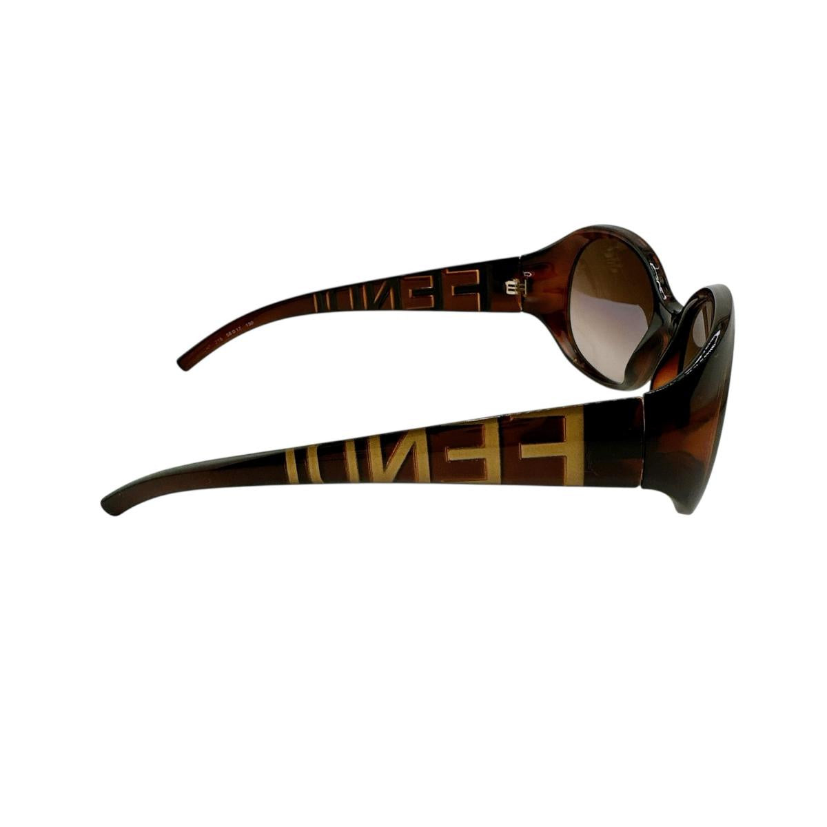 フェンディ FENDI サングラス
サングラス 度なし 215 58□17 130 プラスチック FS352AF ブラウン 【SS】
【中古】