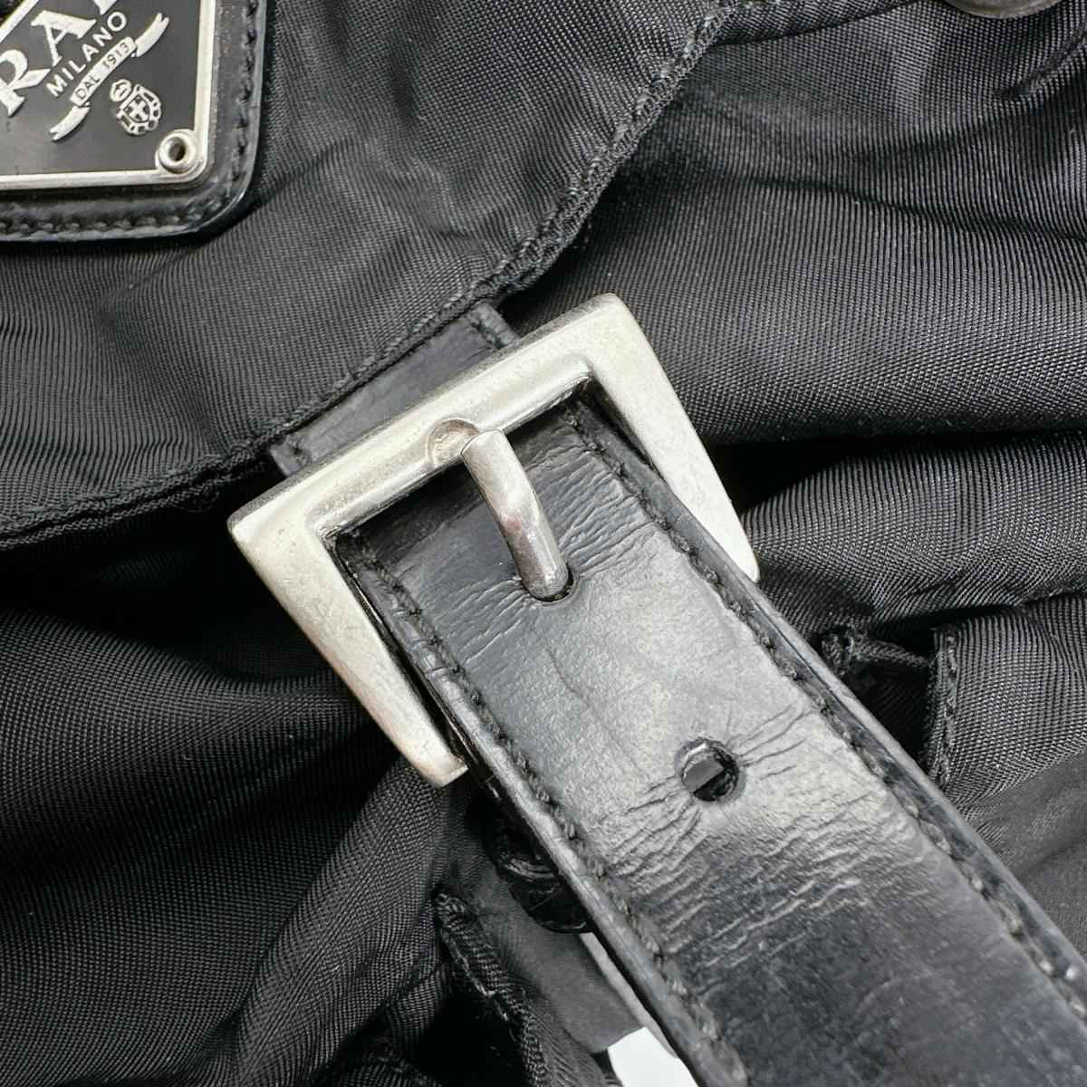 プラダ PRADA リュック・デイパック
リュック トライアングルロゴ バックパック ナイロン ブラック 【SS】
【中古】