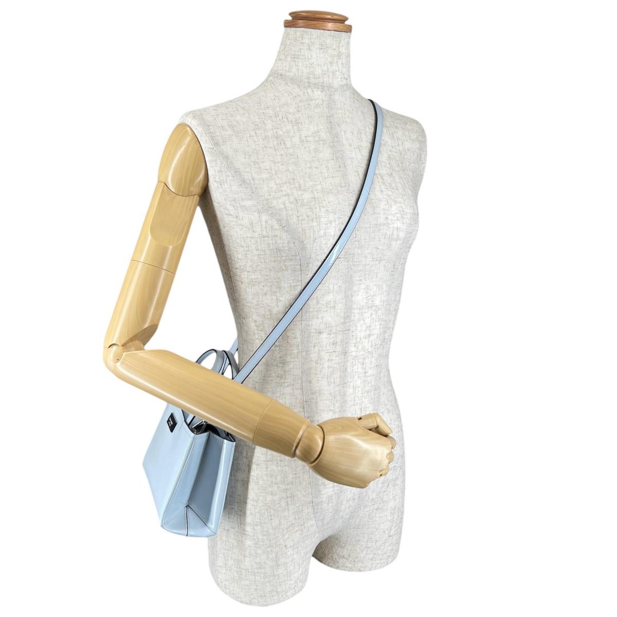 ケイトスペード Kate Spade ハンドバッグ
2WAYバッグ サム アイコン ショルダーバッグ レザー KB1630084 水色 【SS】
【中古】