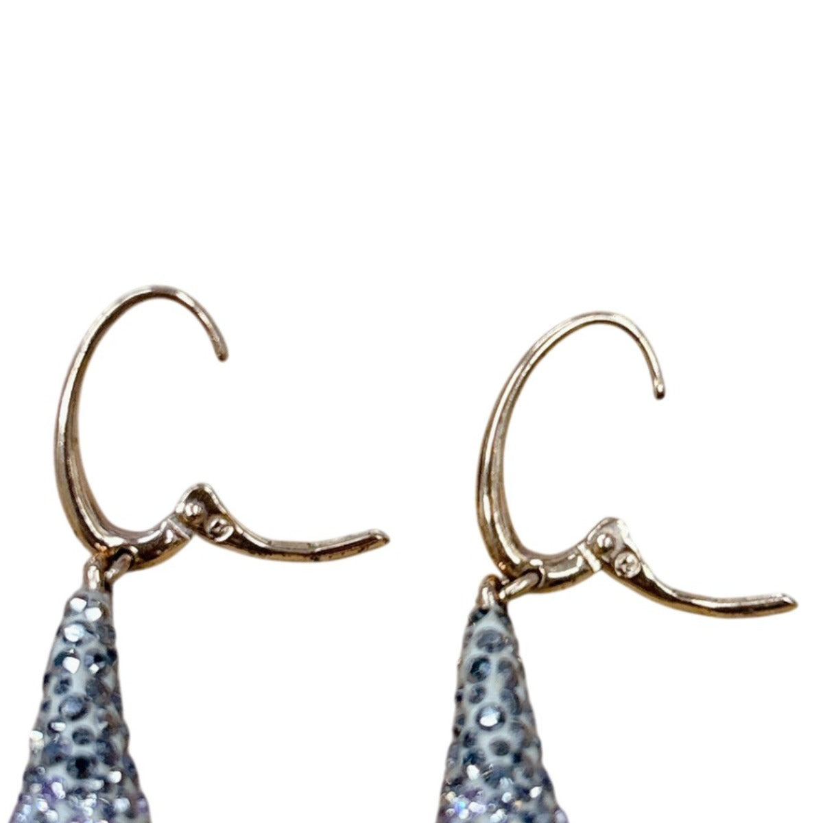 スワロフスキー SWAROVSKI ピアス
ドロップピアス 大粒 ラインストーン Not specified(指定なし) ゴールド 【SS】
【中古】