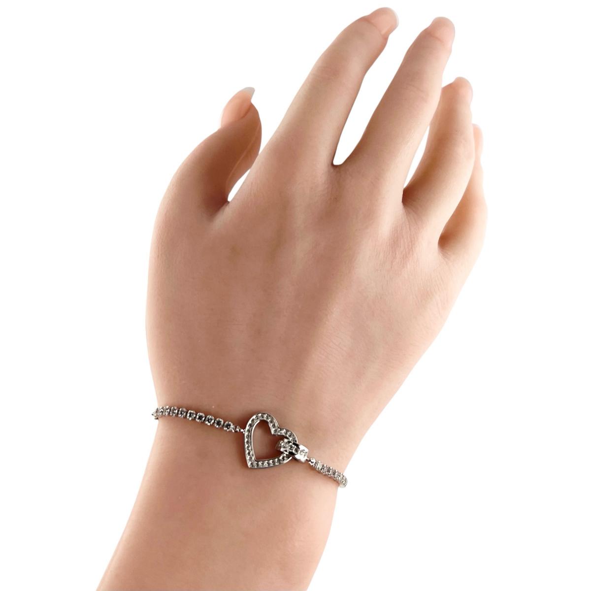 スワロフスキー SWAROVSKI ブレスレット
ブレスレット ハート ラインストーン クリスタル シルバー 【SS】
【中古】